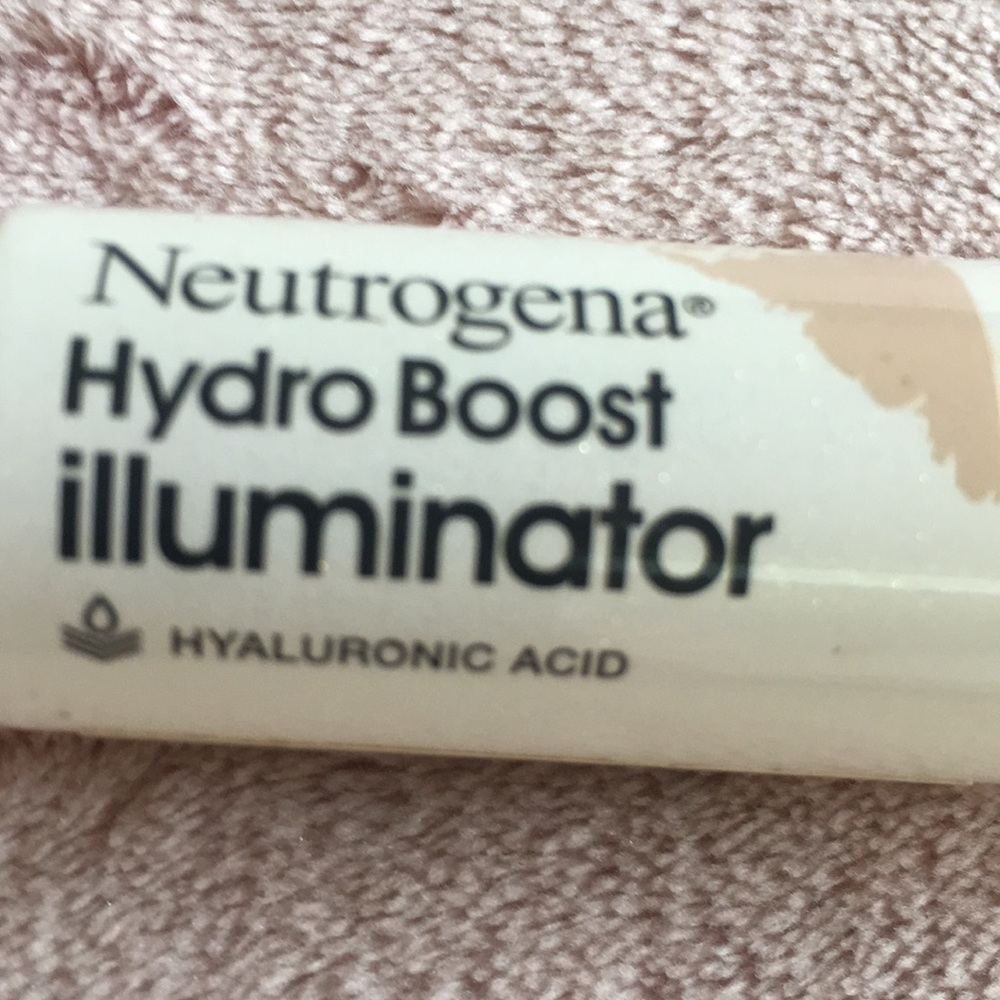 Neutrogena Hydro Boost Illuminator - Picture 2 of 4